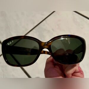 Ray-Ban women’s sunglasses
